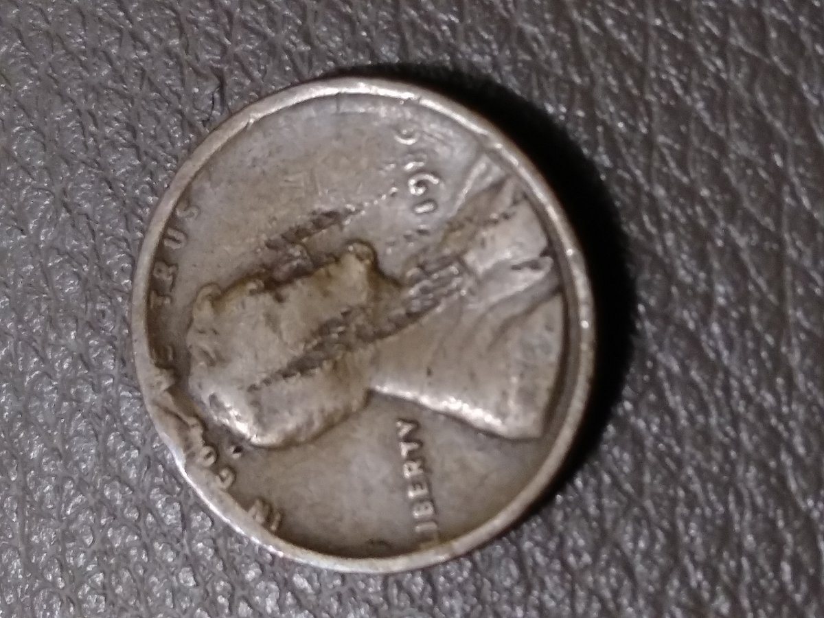 Need-Help-Is-This-A-Error-Coin-Lwc-Or-Just-Damaged.-Can-Anyone-Help-Me-Determine